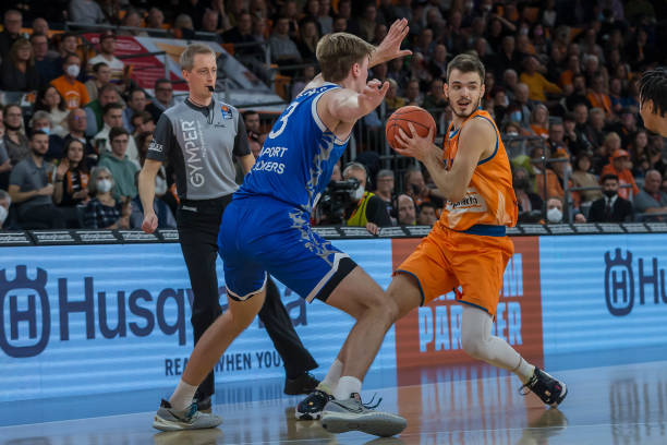 的空间优势 的空间优势