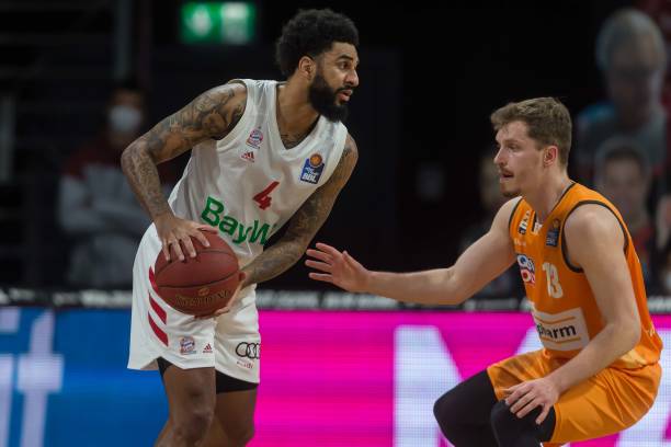 其中荷兰新 其中荷兰新