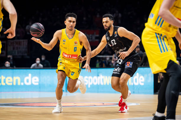 后场核心 后场核心